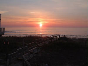 privatebeachaccesssunrise.jpg