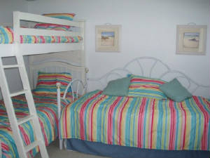 secondbedroom_mermaidcottage.jpg